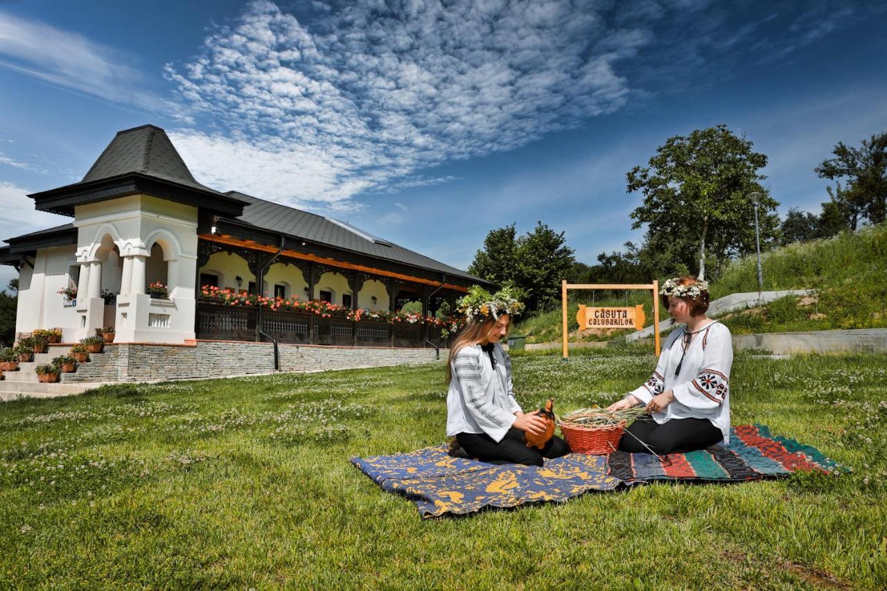 Forest Retreat&Spa Oveselu Exterior photo